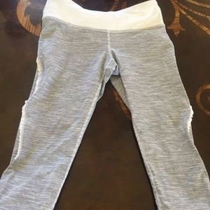 Lululemon Capri workout pants